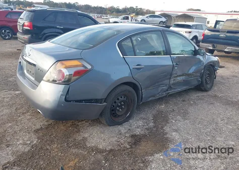 2011 Nissan Altima 2.5 S z USA, uszkodzony, nr VIN 1N4AL2AP0BN463612